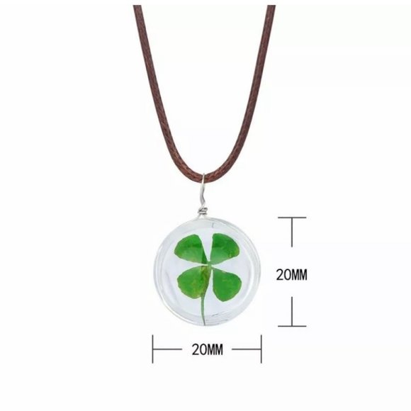 Real 4 Leaf Clover Good Luck Pressed Necklace - Picture 3 of 3